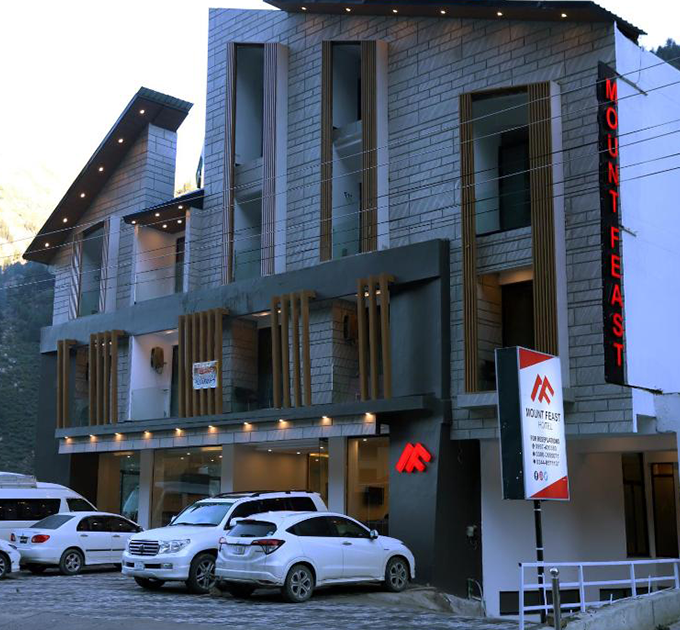 Mount Feast Hotel (Naran)