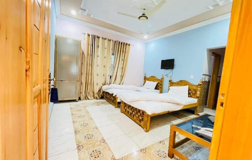 Single twin room
