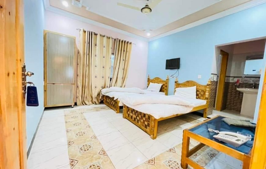 Single twin room