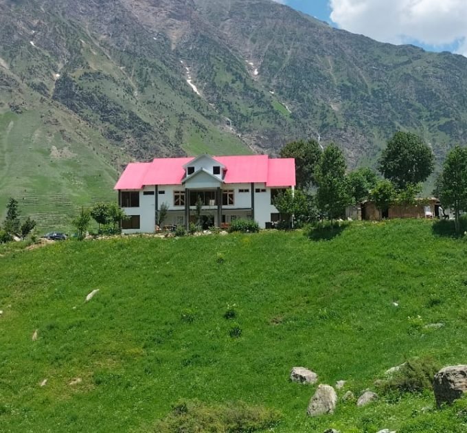 Ice Land Resort (Batakundi)