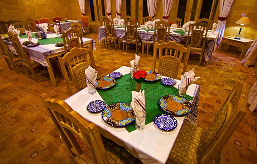 Sarai Silk Route Hotel (Hunza)