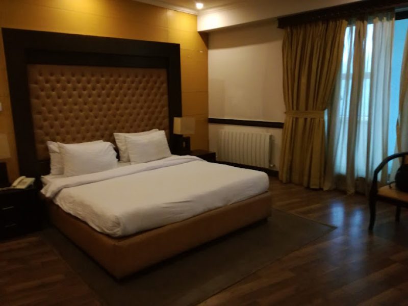 Executive Room