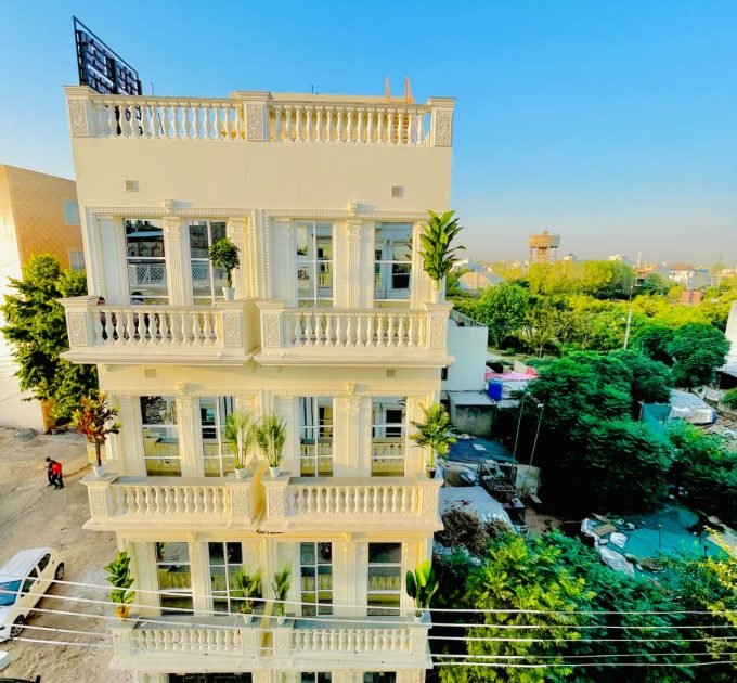 Hotel Crown (Lahore)