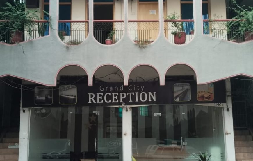 Grand City Hotel (Peshawar)