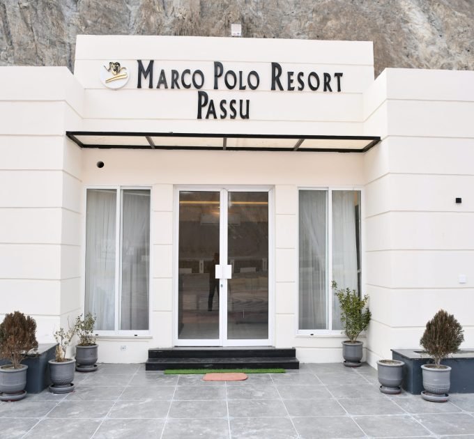 Marcopolo Resort, Passu