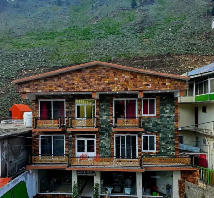 Rozhok Hotel (Naran)