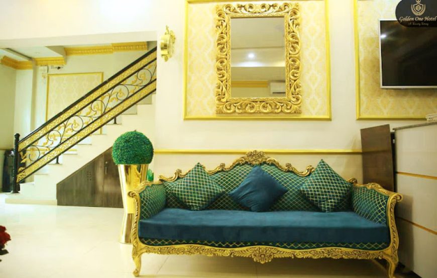 Golden One Hotel (Lahore)