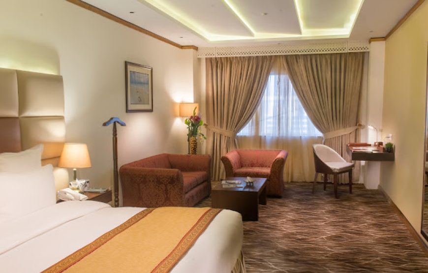 Luxus Grand Hotel (Lahore)