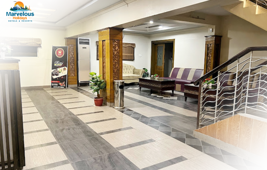 The Grand Hotel (Multan)