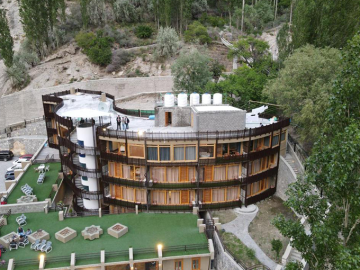 Famree Resort (Hunza)