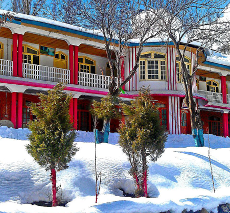 Four Star Hotel & Restaurant (Kalam Valley)