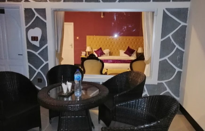 Parhena Cottages (Naran)