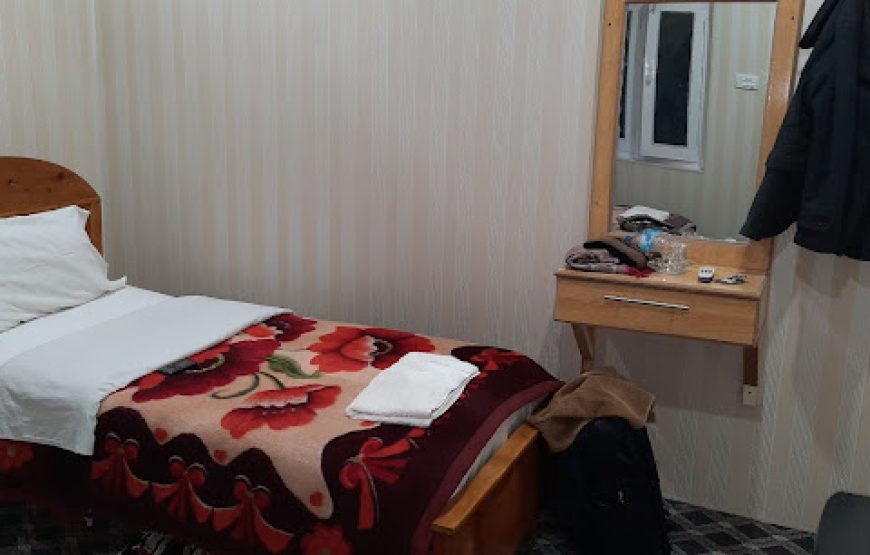 Madina Hotel 2 (Gilgit)