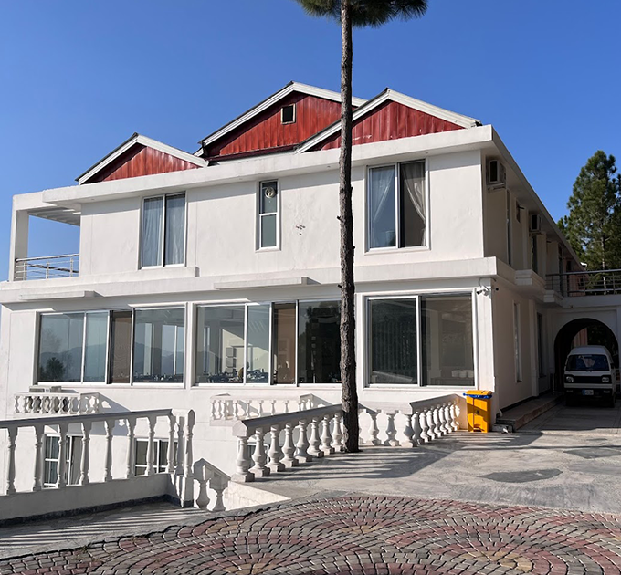 The Point by Roomy (Thandiani)