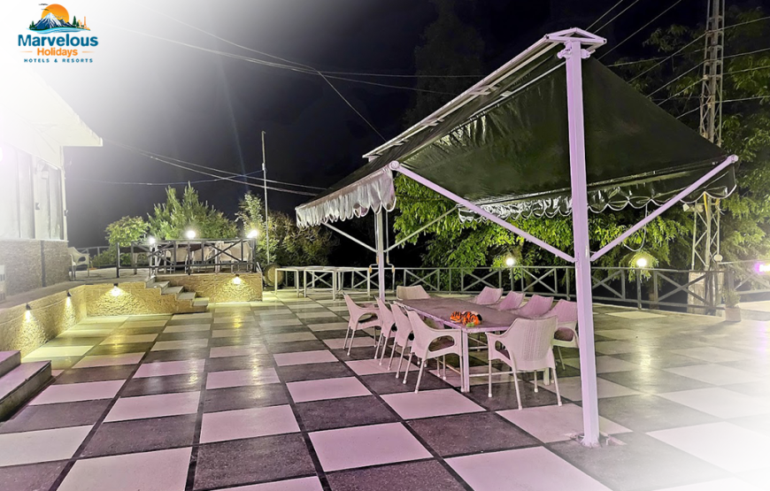 Hotel Summer Retreat (Nathia Gali)