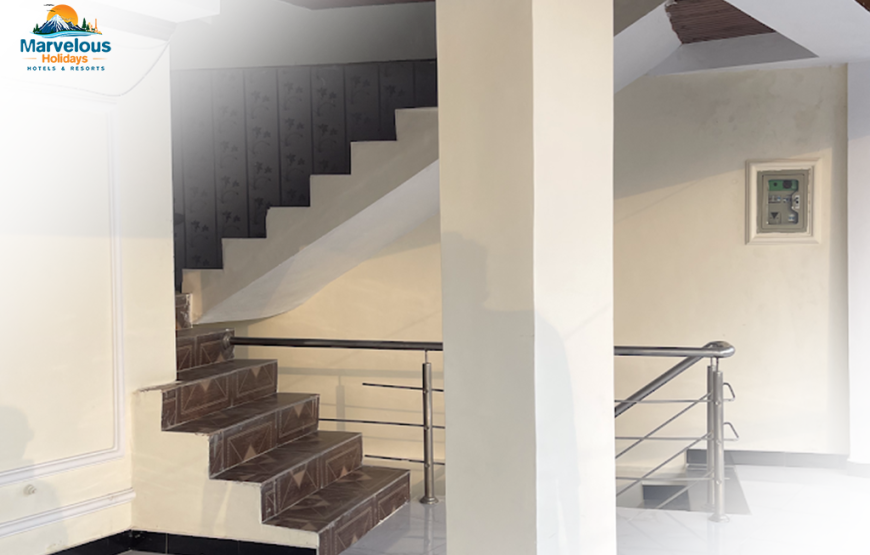 Umda Hotel Galaxy (Nathia Gali)