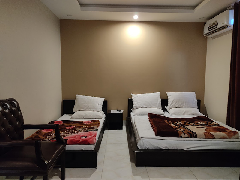 Deluxe Triple Bedroom