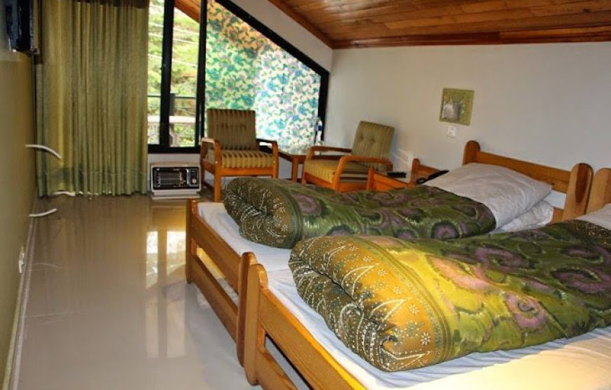 Hotel Summer Retreat (Nathia Gali)