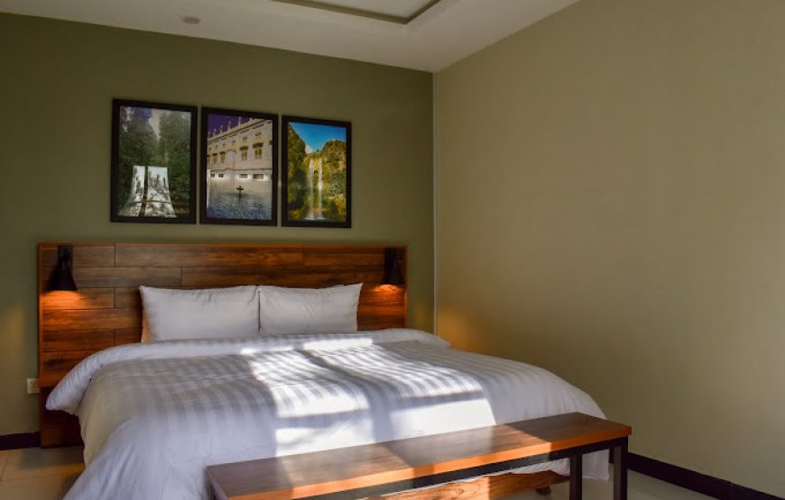 The Point by Roomy (Thandiani)