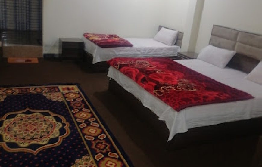 Four Season Hotel and Suites (Malam Jabba)