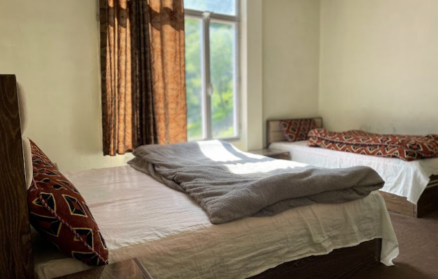 Four Season Hotel and Suites (Malam Jabba)