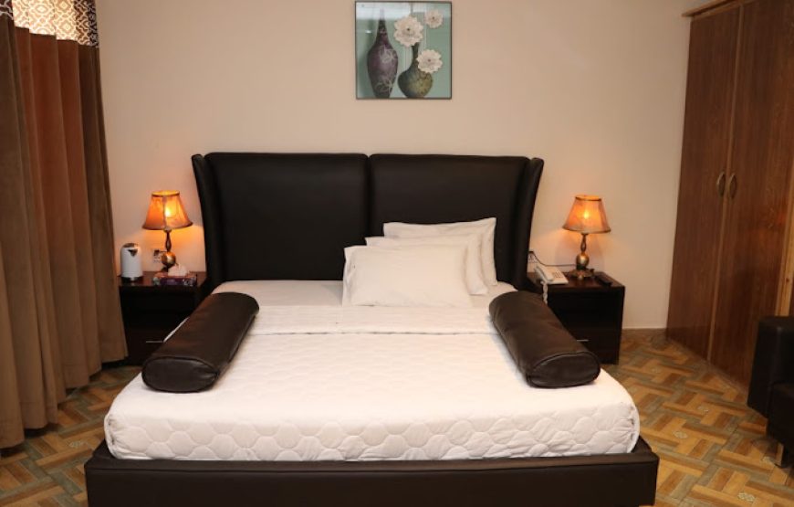 Hotel DeManchi (Balakot)