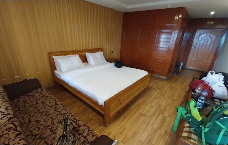 Pine Park Hotel and Resort (Shogran)