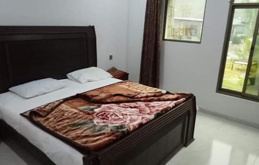 Hotel Pine View & Dera Inn Restaurant (Balakot)