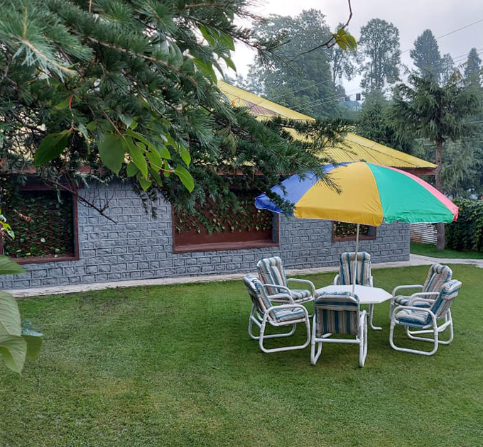 Raees Khana Cottage (Nathia Gali)