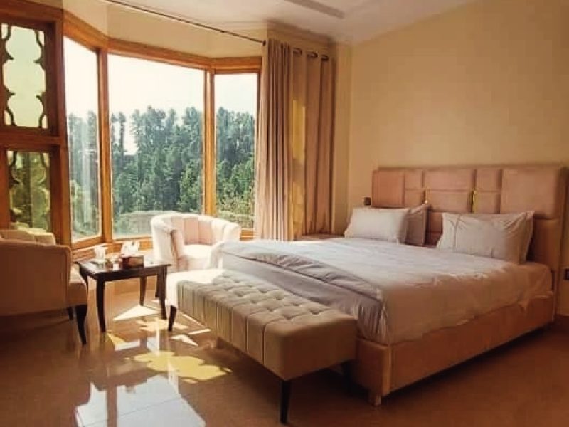 Executive Room
