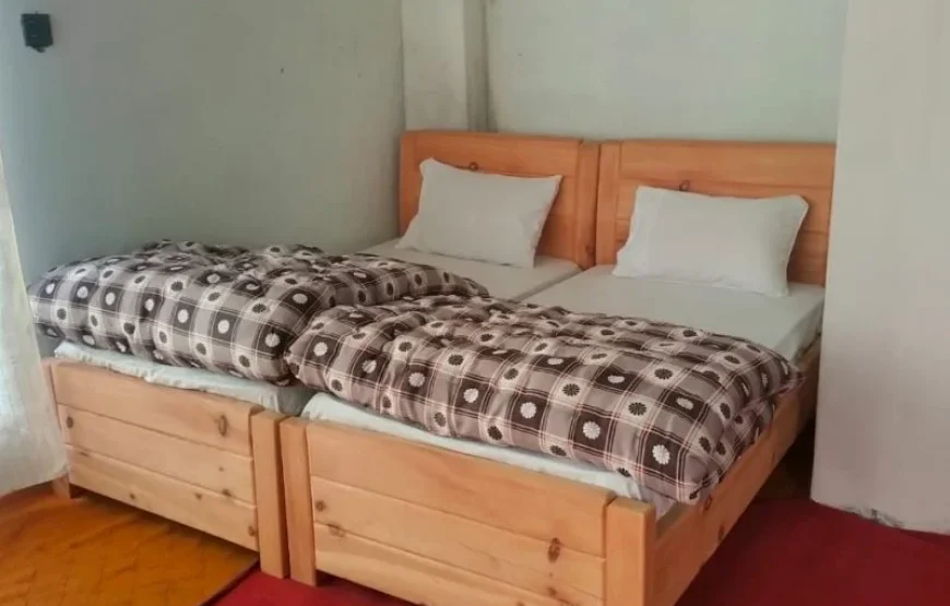 Ice Land Resort (Batakundi)