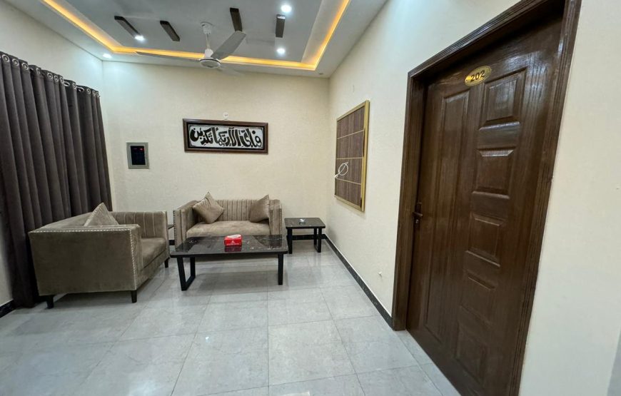 Gold Pine Hotel (Lahore)