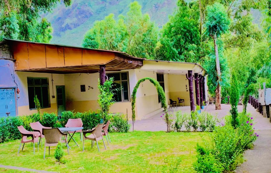 Indus Hotel (Besham)