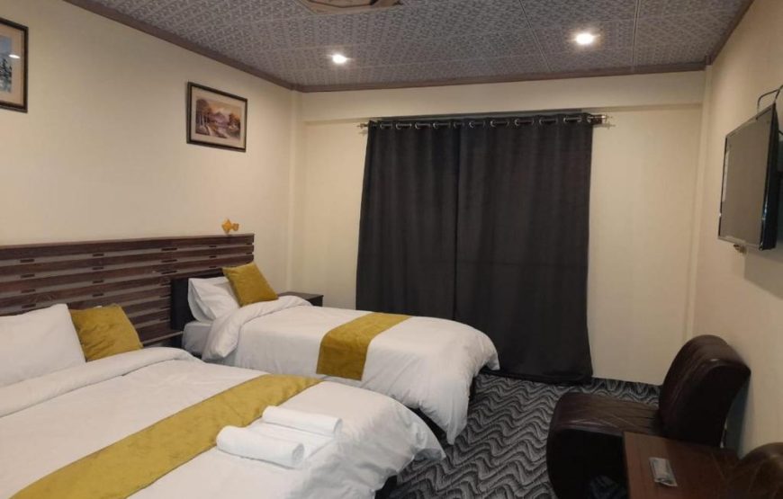 Hunza Grand Motel (Aliabad)