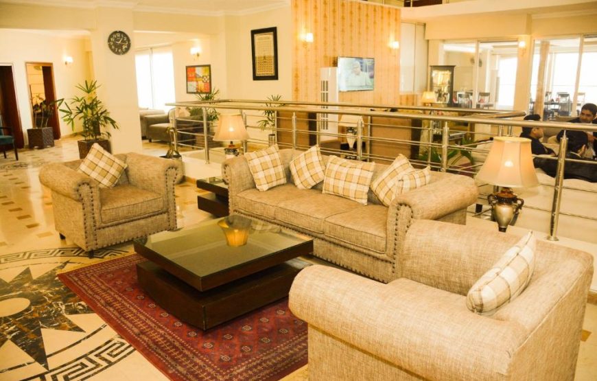 Holiday Grand Resort (Bhurban)