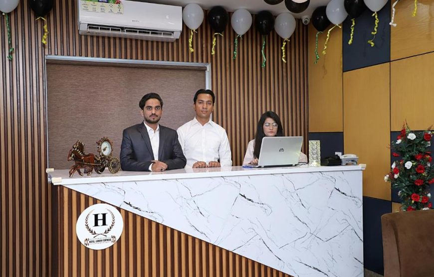 Hotel Luxury Express (Multan)