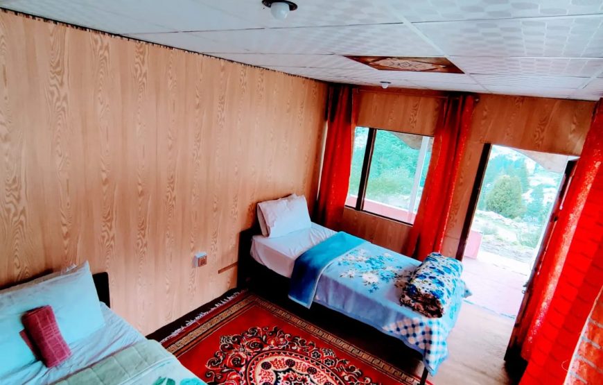 Flying Birds Resort (Naltar Valley)