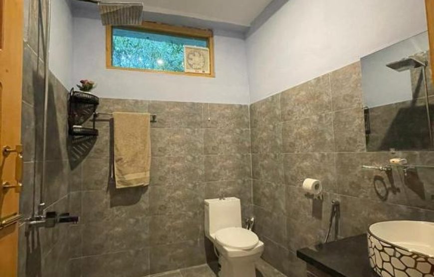 Mulberry Lodge (Astore)