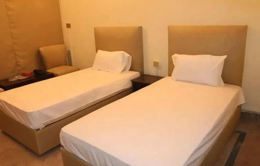 Four Season Inn Hotel (Lahore)