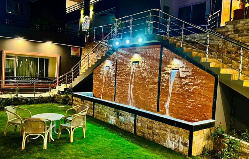 Hotel Pine Track (Balakot)