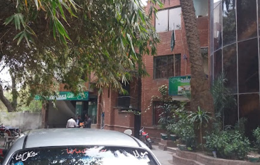 Safari Hotel (Lahore)