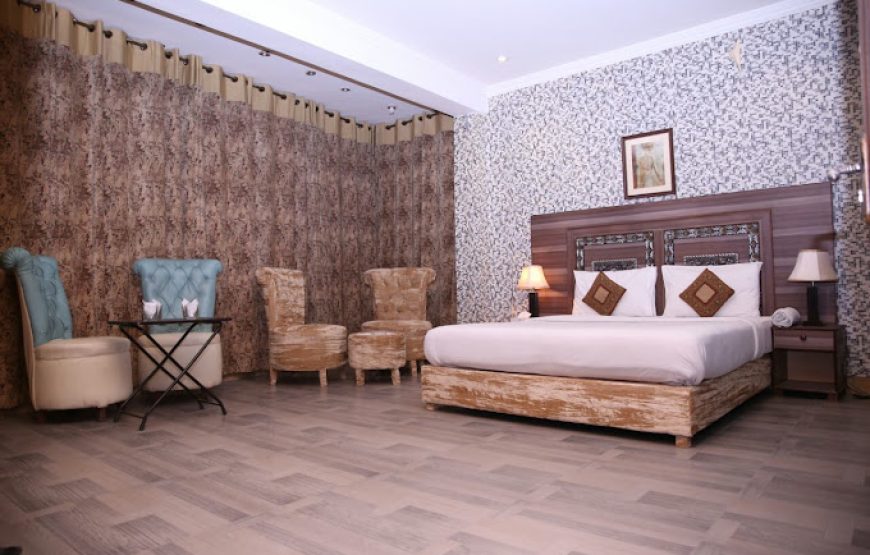 Safari Hotel (Lahore)