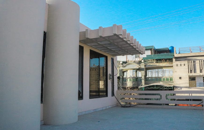 Emerald Mansion Guest House (Quetta)