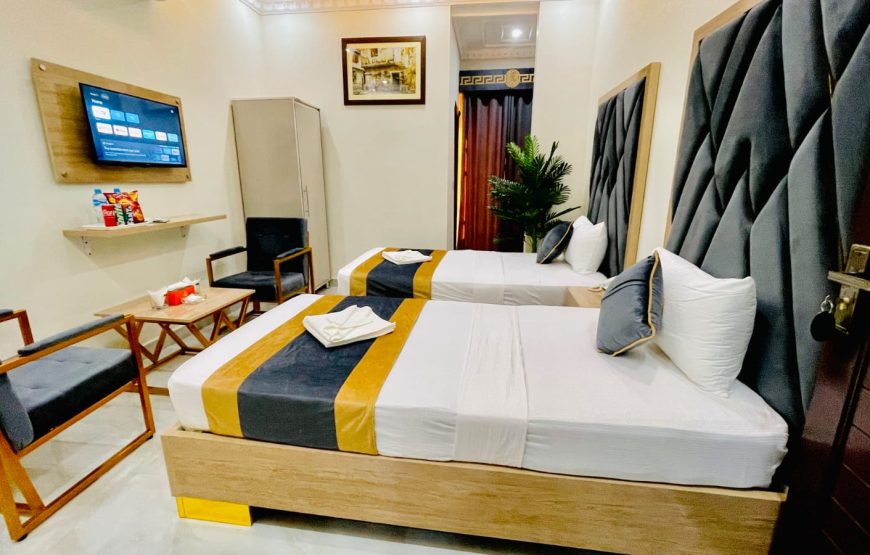 Hotel Crown (Lahore)