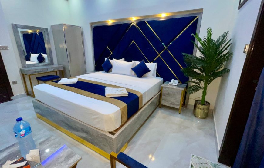 Hotel Crown (Lahore)