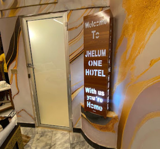 Jhelum One Hotel, Shandar Chowk