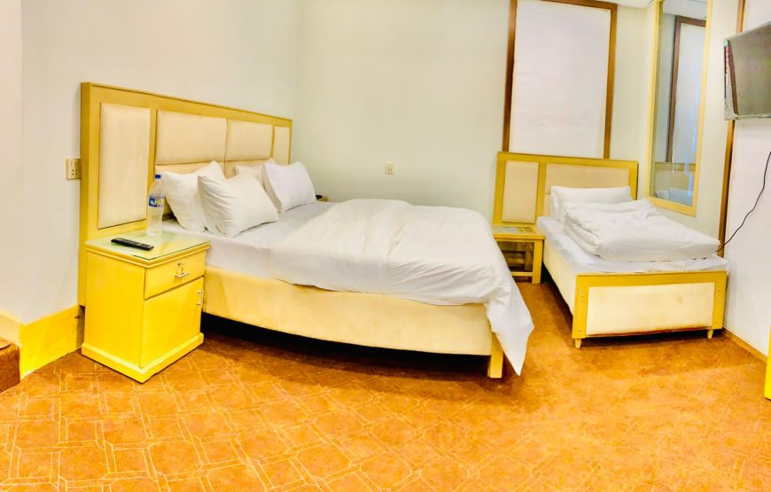 Grand City Hotel (Peshawar)