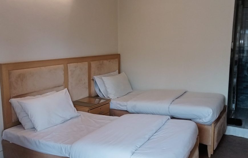 Grand City Hotel (Peshawar)