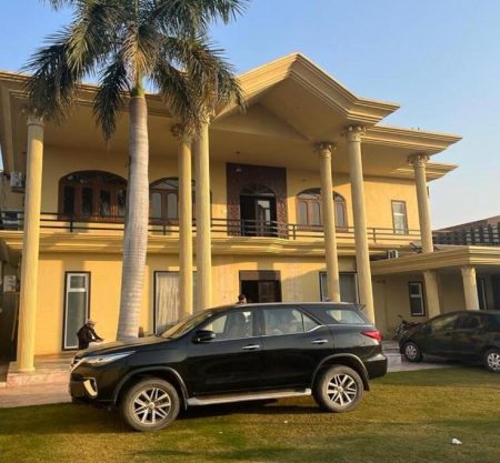 Shelton Hotel (Mardan)