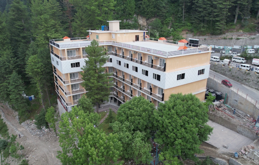 Elites Regency Hotel (Nathia Gali)